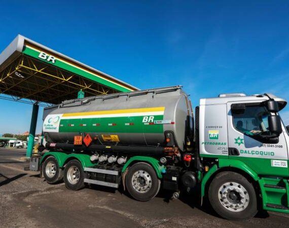 Imagem: Diego Vara/Reuters